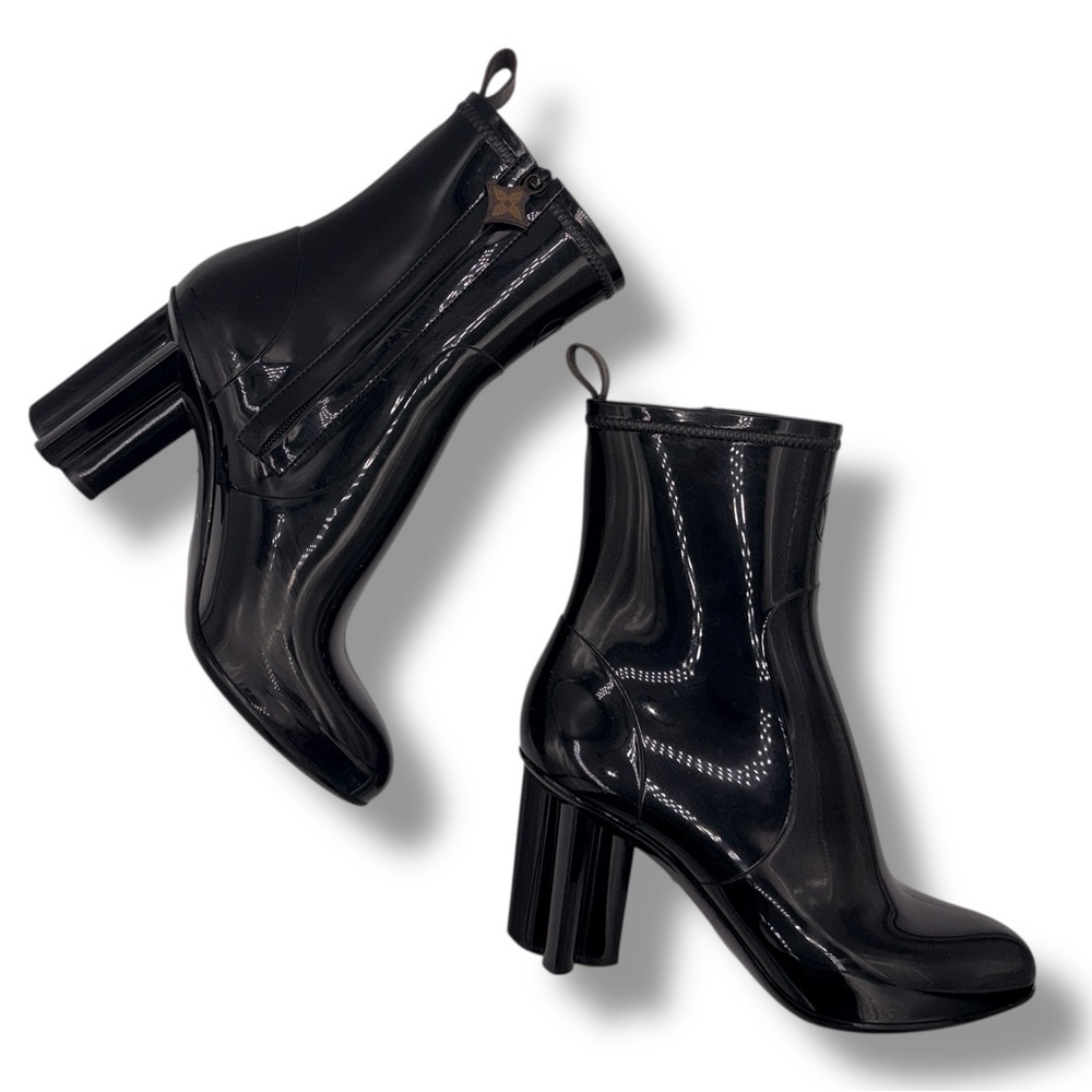 Louis Vuitton Rubber Ankle Boots – Size 38